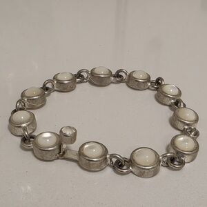 🔥Graciano Elegant Silver and Opal Bracelet